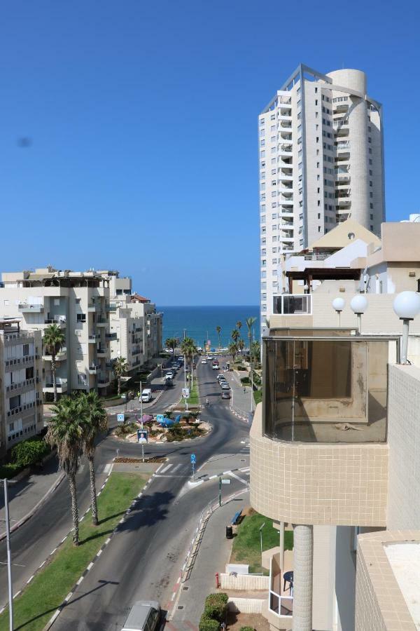 Beutifull View Of Batyam Lejlighed Bat Yam Eksteriør billede